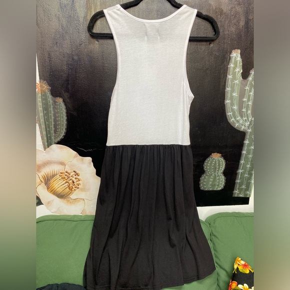 STUSSY black and white dress 🖤 - Picture 2 of 12